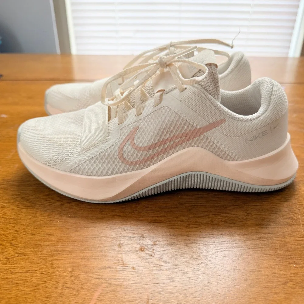 Nike MC Trainer 2 Womens Training Shoes Sail Pink Glaze DM0824-104 Size 7